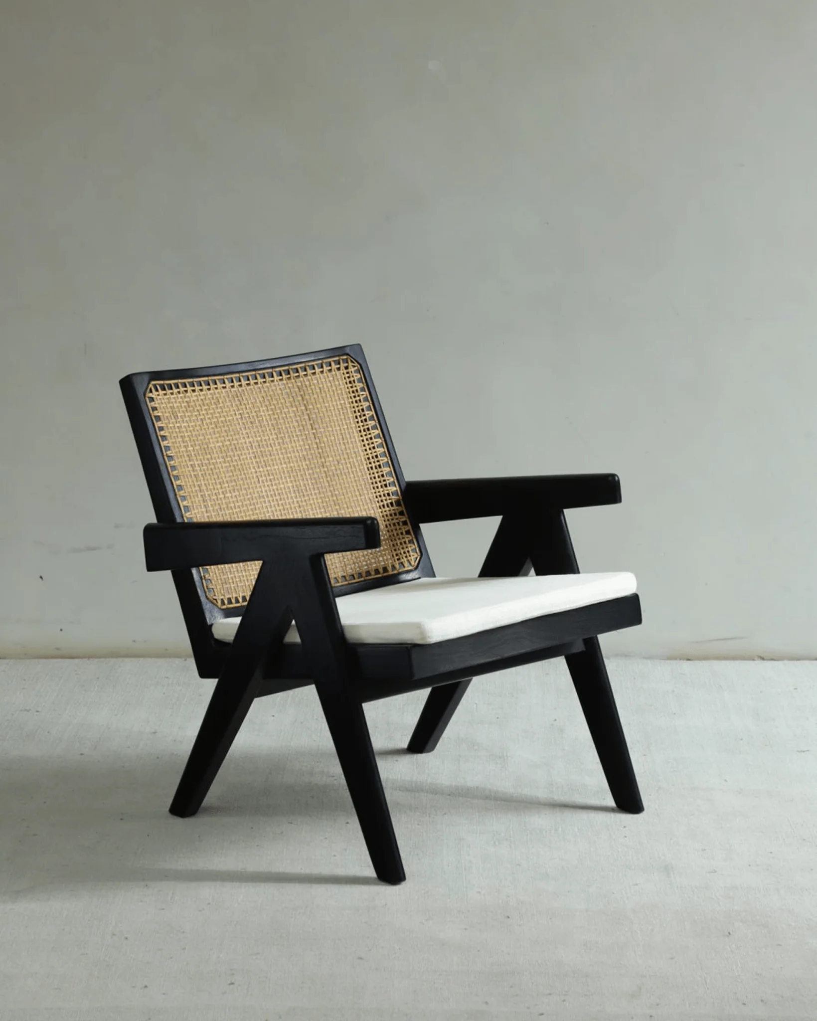 Chandigarh Armrest Easy Chair - Image 10
