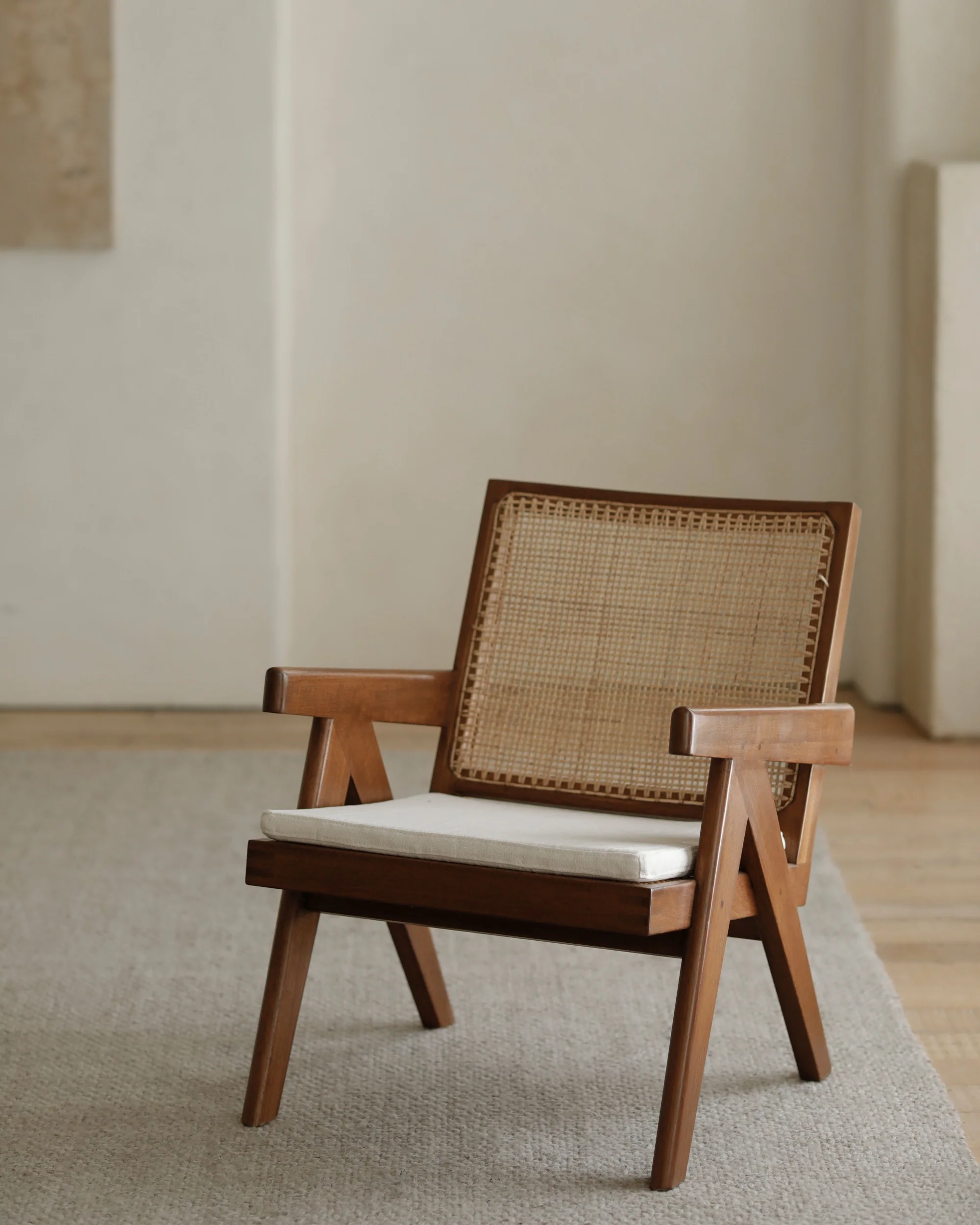 Chandigarh Armrest Easy Chair - Image 13