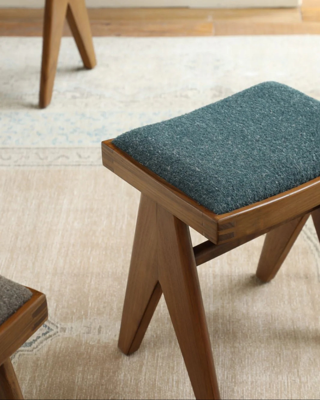 Chandigarh Easy Stool - Image 4