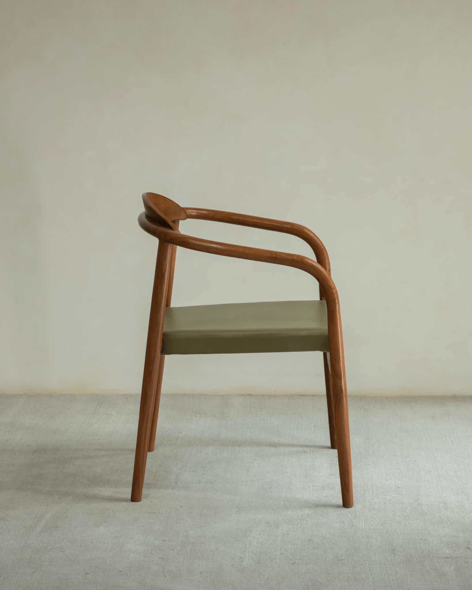 Crescent Leather Chair - Image 13