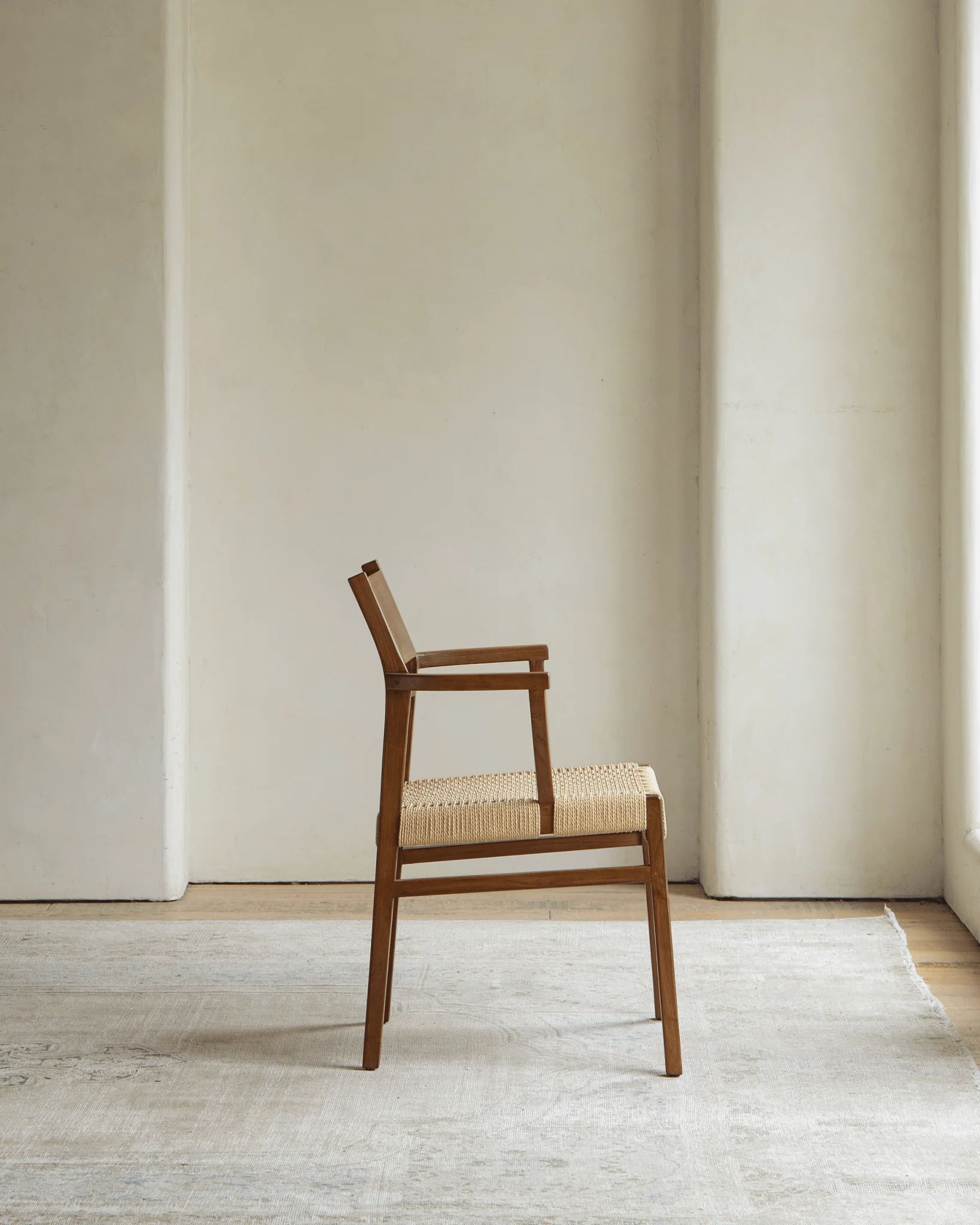 Hug Chair - Image 4