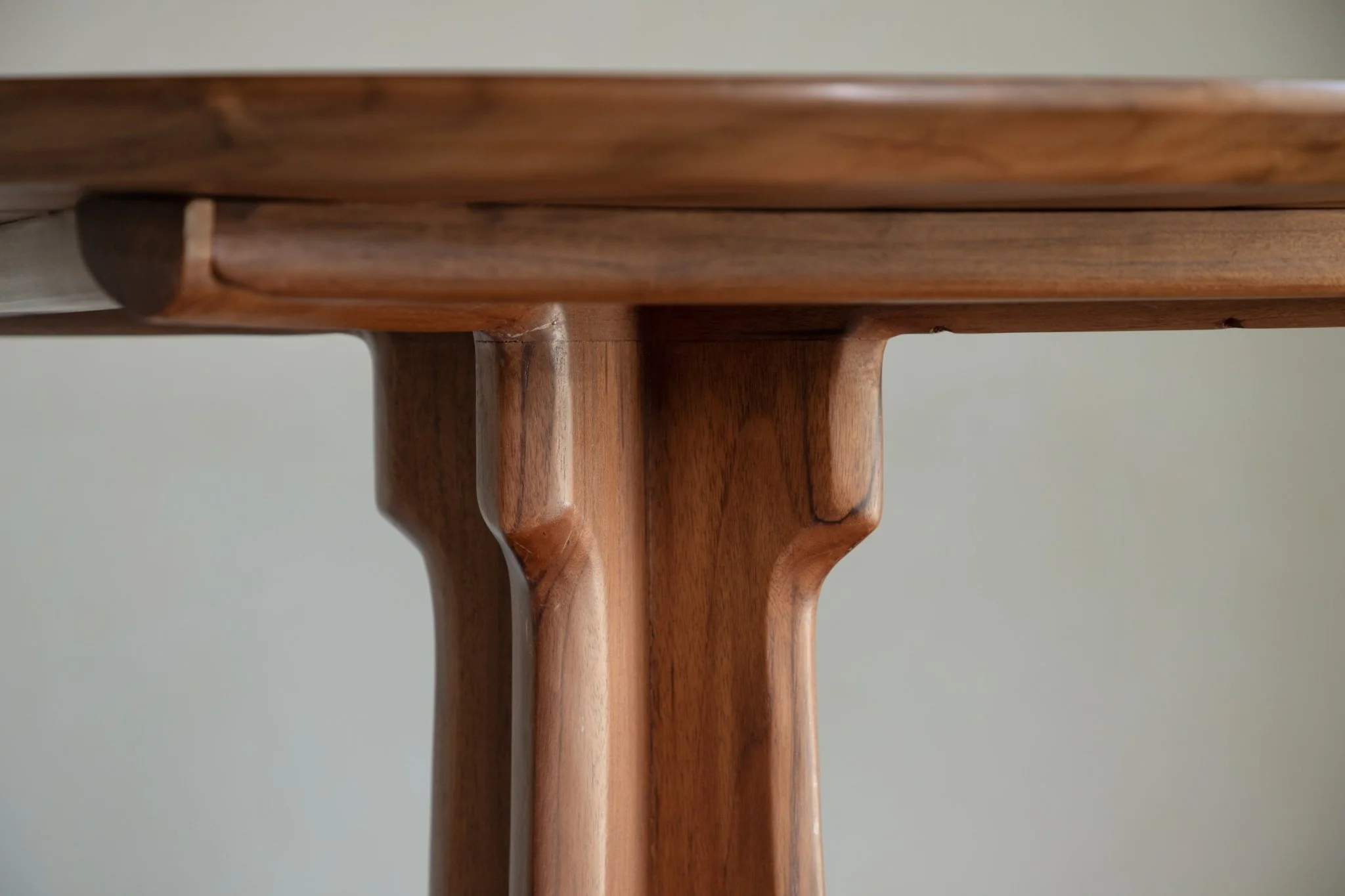 X Table - Image 14