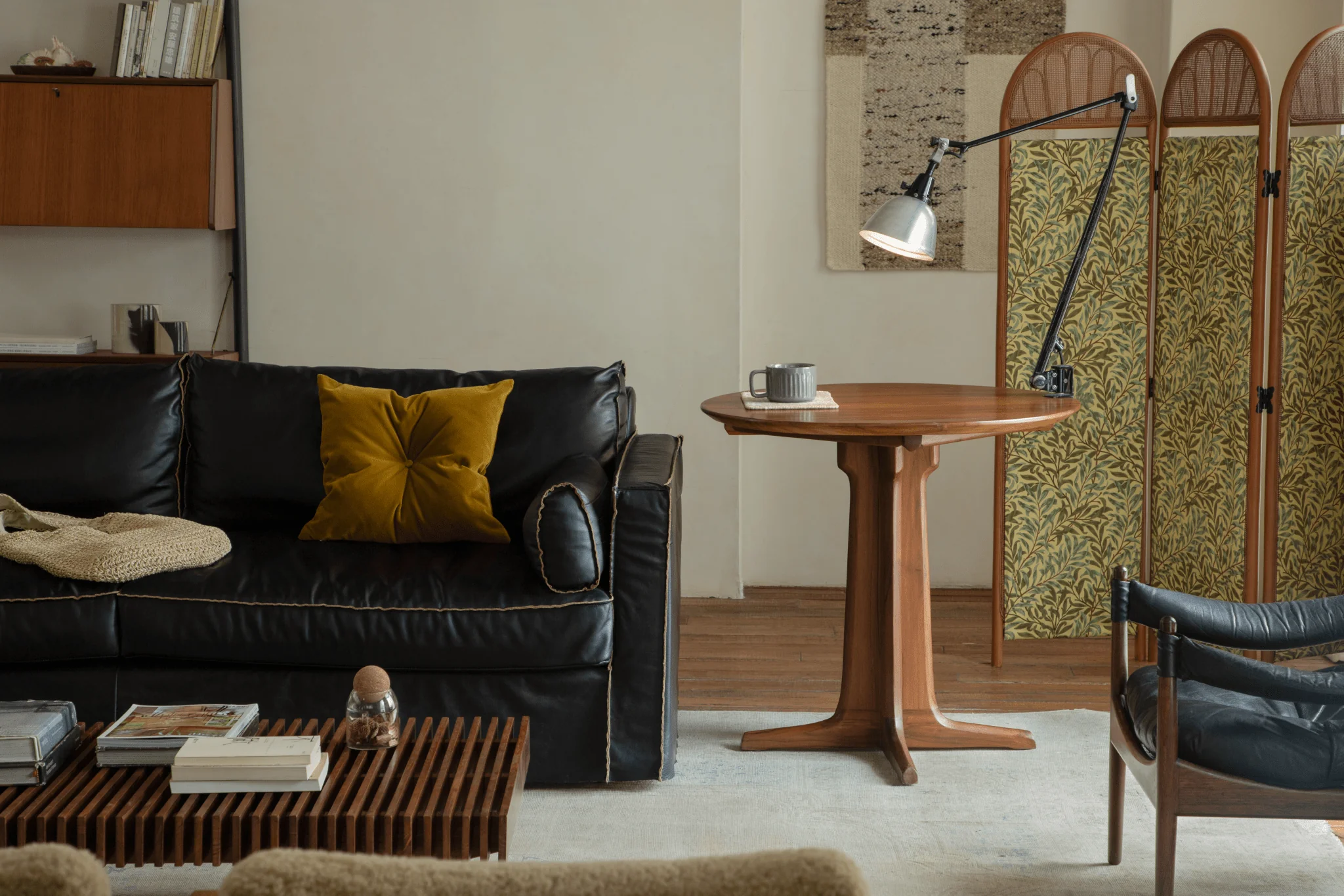 X Table - Image 19