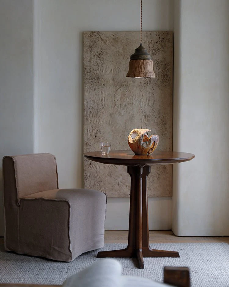 X Table - Image 26