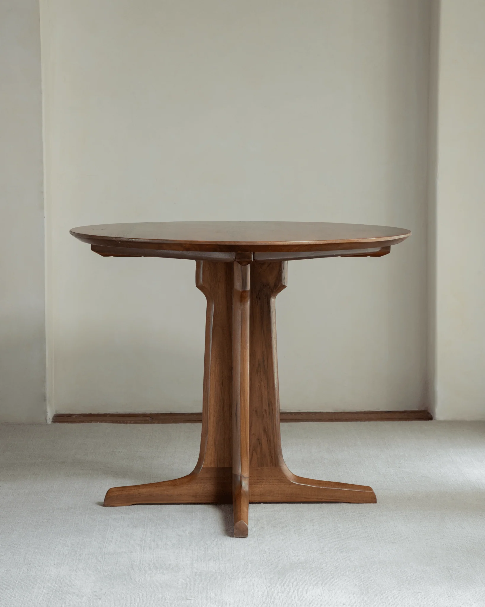 X Table - Image 30