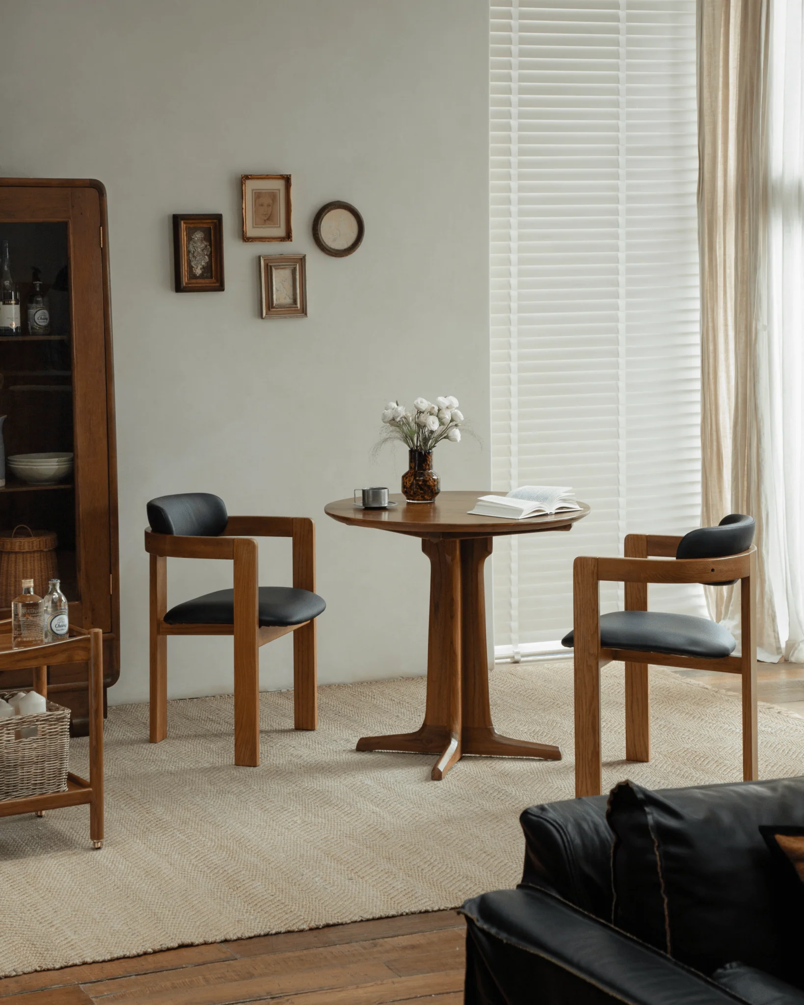 X Table - Image 9